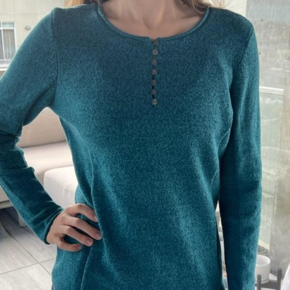 Sundance Teal Henley